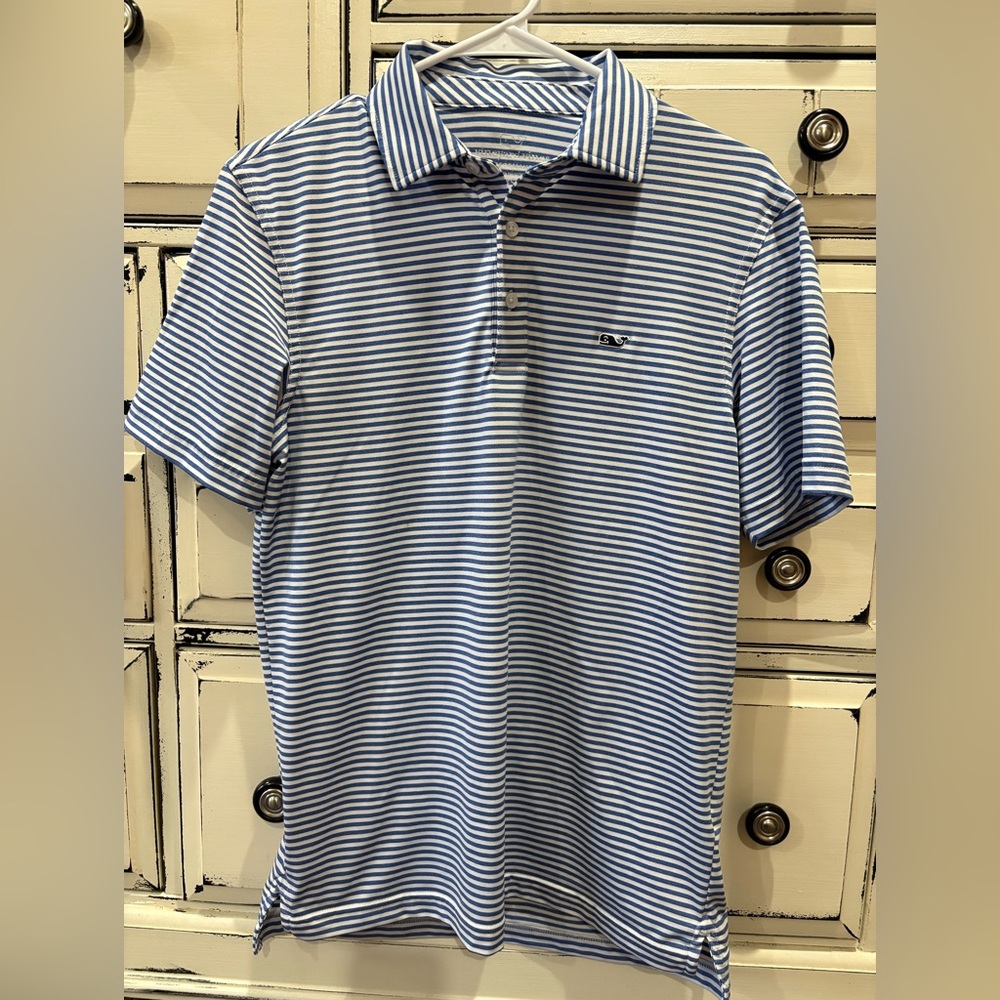 Men’s Vineyard Vines size XS